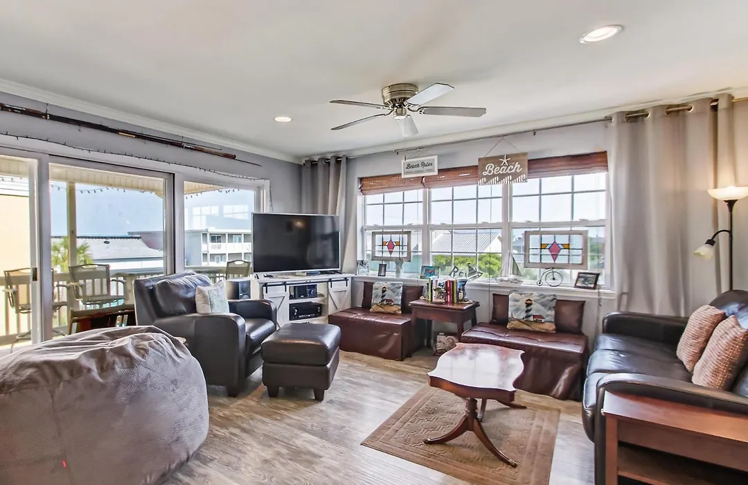 Just Ledoux It By The Sea-1